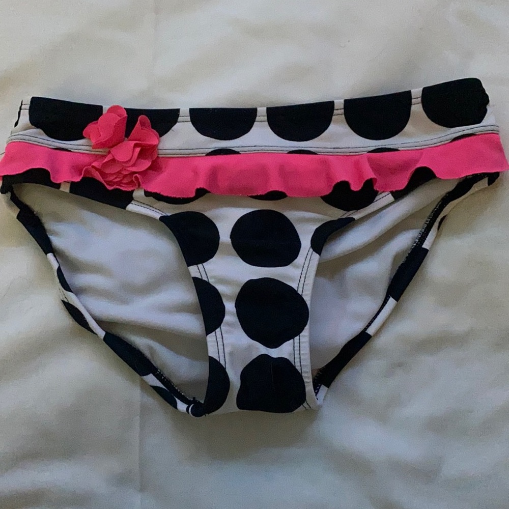 Swimsuit - Picture 2 of 3